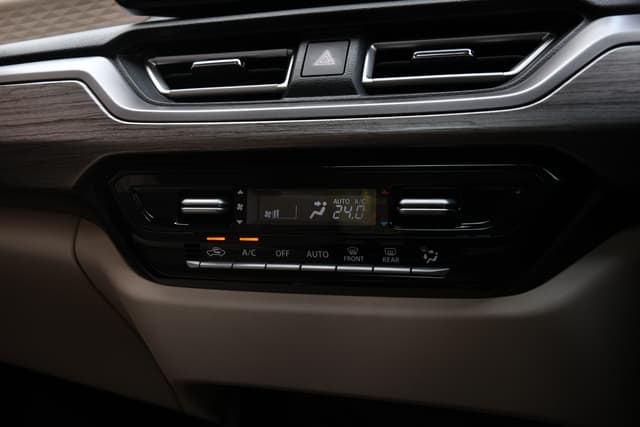 Ac Vents Front Image - 7773