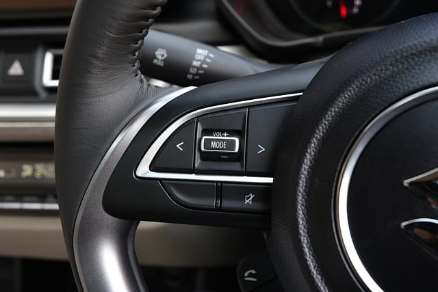 Steering Wheel Image - 7807