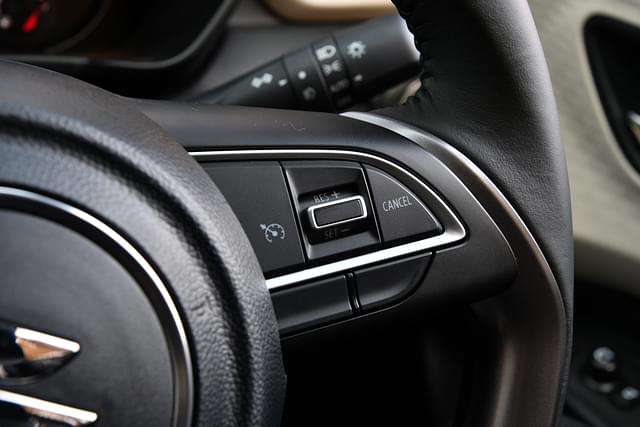 Steering Wheel Image - 7818