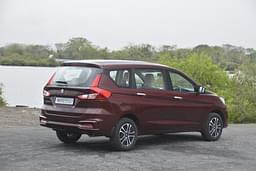 Maruti Suzuki Ertiga Front Right Three Quarter