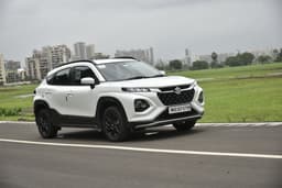 Maruti Suzuki Fronx Front Right Three Quarter