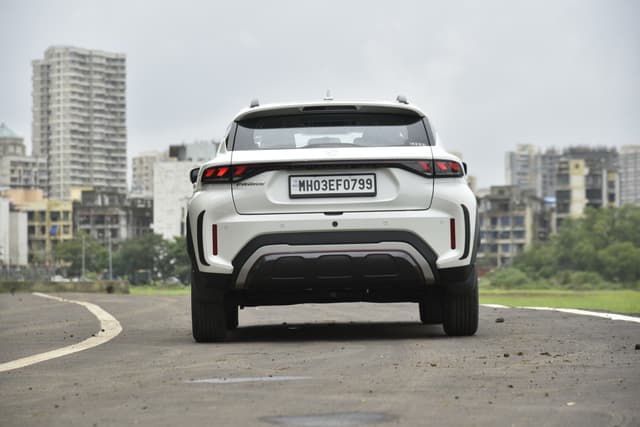 Rear View Image - 9126