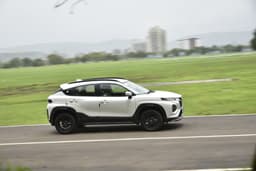 Maruti Suzuki Fronx Color White