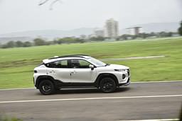Maruti Suzuki Fronx Color White
