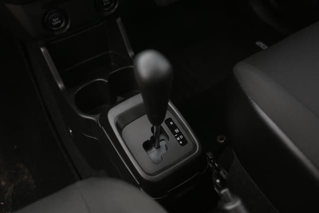 12V Power Outlets Image - 11399