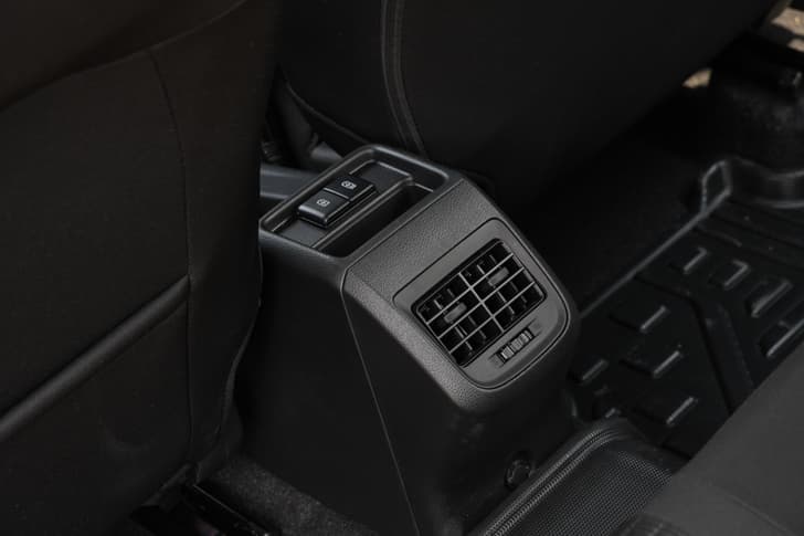 2Nd Row Ac Vent