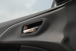 Maruti Suzuki Swift Door Controls