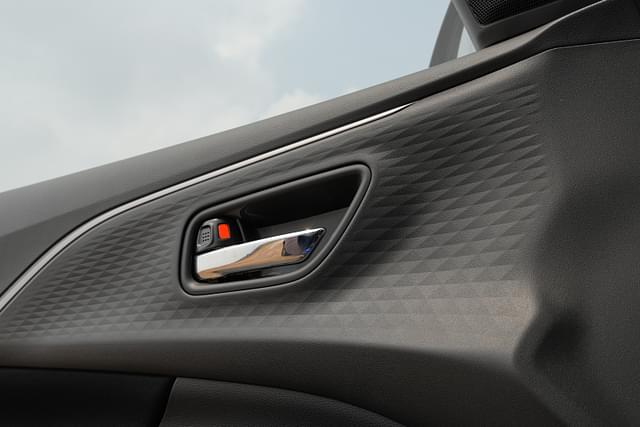 Door Controls Image - 15426