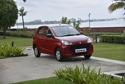 Maruti Suzuki Alto K10 Front Right Three Quarter