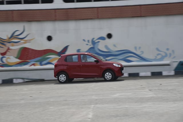 Front Right Three Quarter