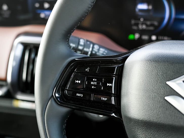 Maruti Suzuki E Vitara Steering Mounted Controls Maruti Suzuki E Vitara Steering Mounted Controls