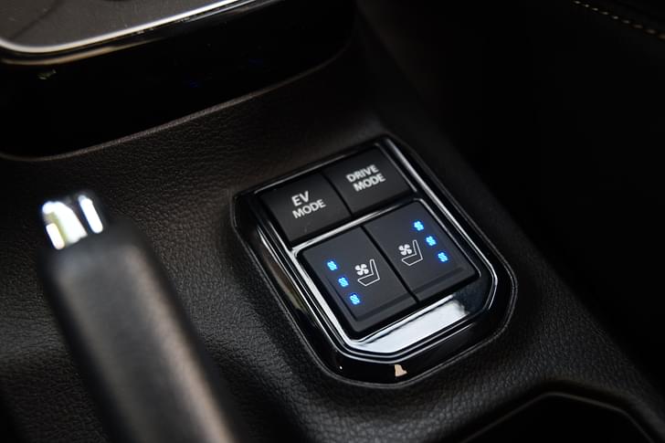 Maruti Suzuki Grand Vitara Console Storage