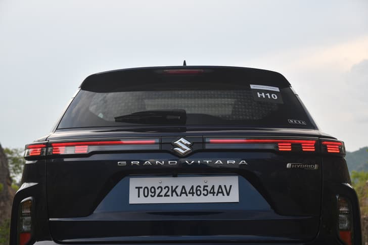 Maruti Suzuki Grand Vitara Rear View