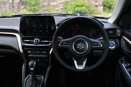 Maruti Suzuki Grand Vitara Dashboard
