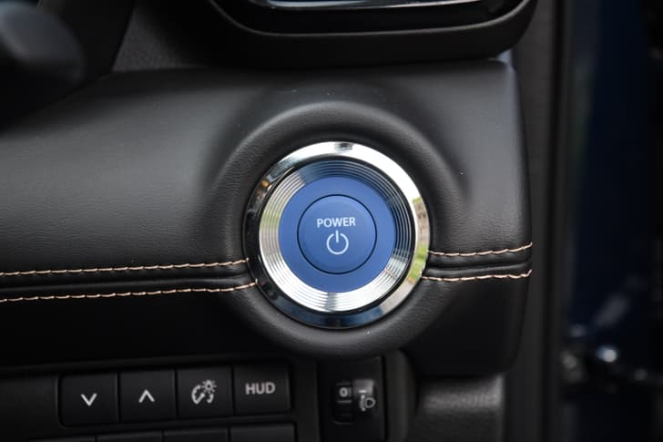 Maruti Suzuki Grand Vitara Keyless Start