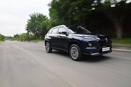 Maruti Suzuki Grand Vitara Front Left Three Quarter