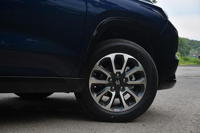 Alloy Wheels Image - 15147