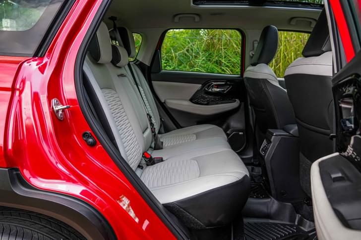 Maruti Suzuki Victoris Second Row Seats