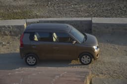 Maruti Suzuki Wagon R Front Right Three Quarter