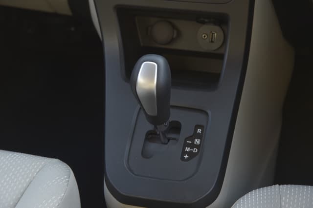 12V Power Outlets Image - 13848