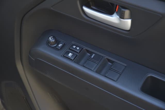 Door Controls Image - 13853