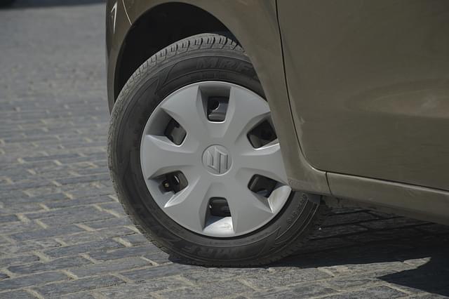 Alloy Wheels False Image - 13870