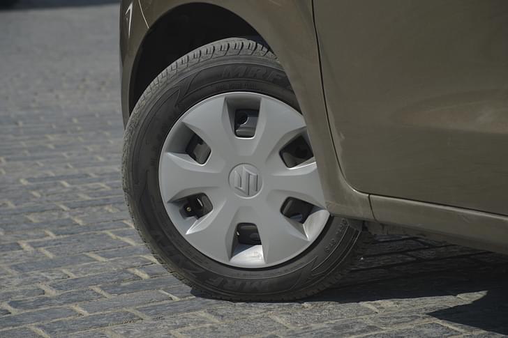 Maruti Suzuki Wagon R Alloy Wheels False