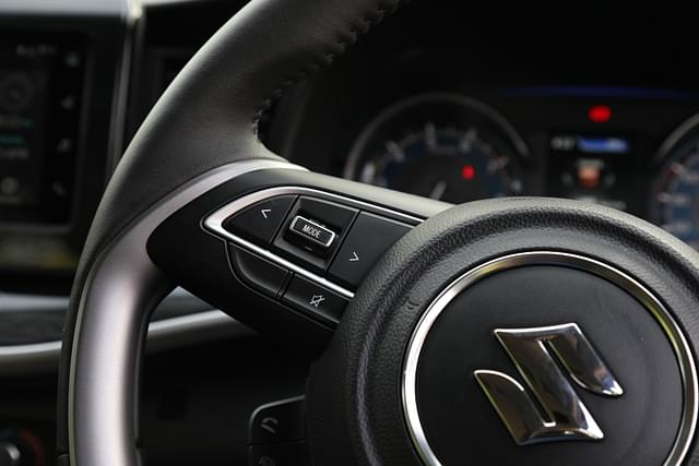 Steering Wheel Image - 9085