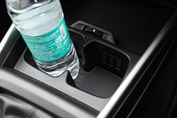 Maruti Suzuki Xl6 Console Storage