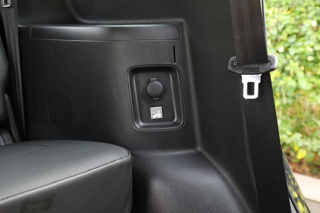 Charging Ports Image - 9119