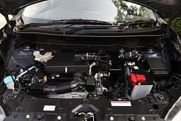 Maruti Suzuki Xl6 Open Bonnet Engine Shot