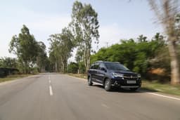 Maruti Suzuki Xl6 Front Right Three Quarter