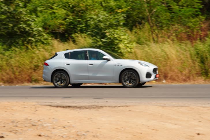 Maserati Grecale Front Right Three Quarter