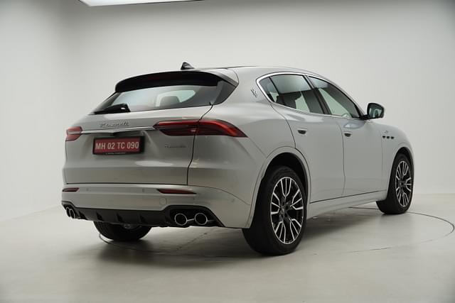 Rear View Image - 11772