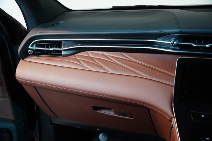 Maserati Grecale Color Brown