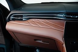 Maserati Grecale Color Brown