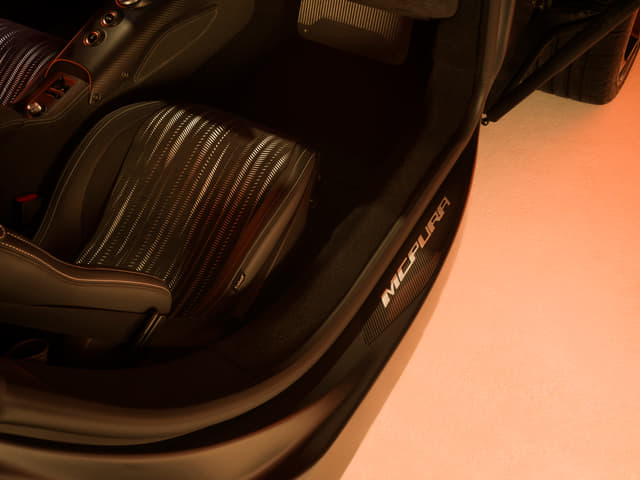 Leather Seats Image - 29119