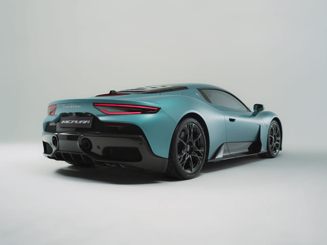 Rear Right Three Quarter