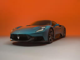 Maserati Mcpura Front Left Three Quarter