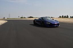 Mclaren 750s Front Right Three Quarter