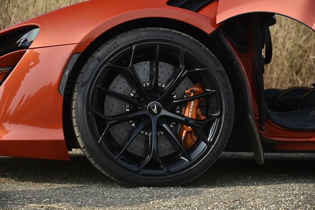 Alloy Wheels Image - 16862