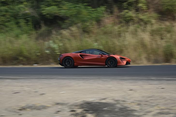 Mclaren Artura Color Orange