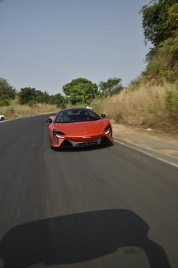 Mclaren Artura Front View