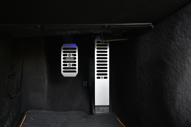 Foot Controls Image - 17080
