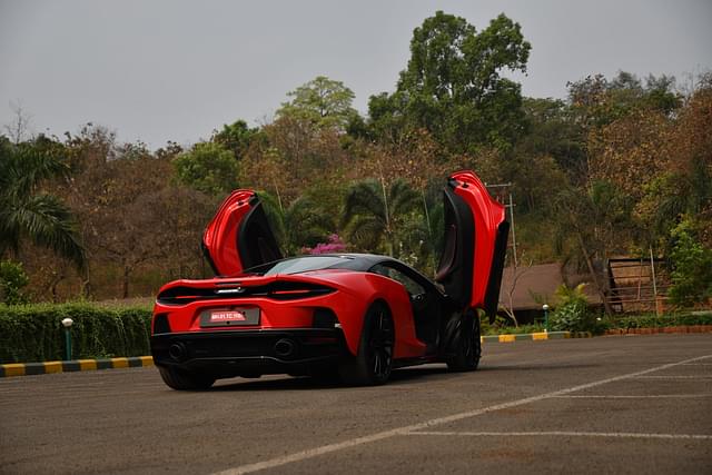 Rear View Image - 8778