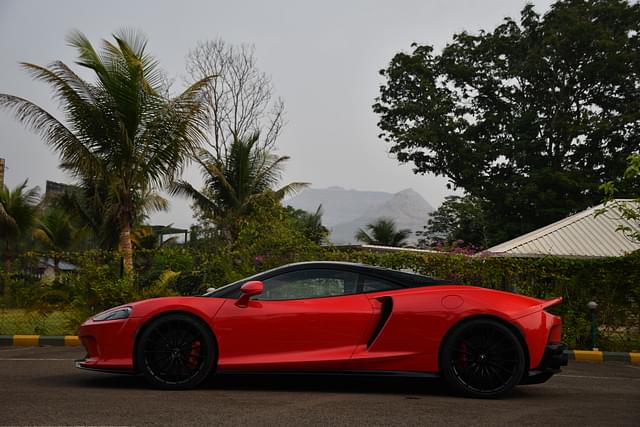 Alloy Wheels Image - 8781