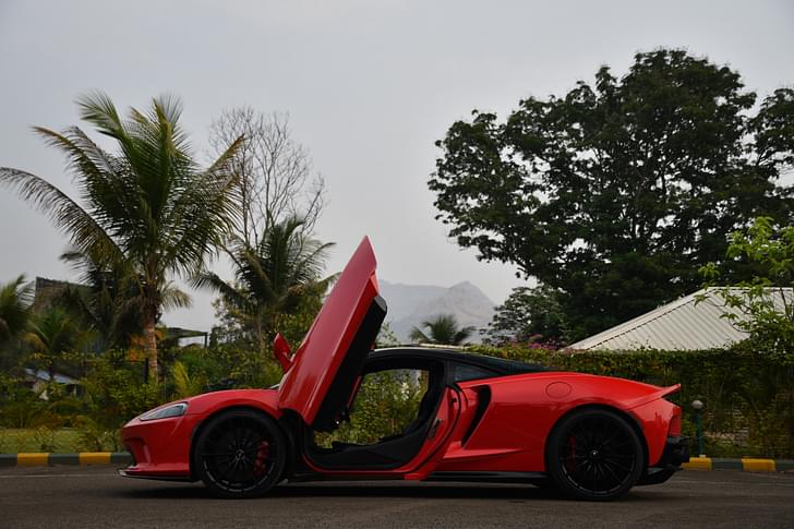 Mclaren Gt Front Right Three Quarter