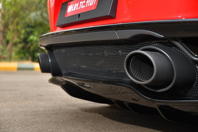 Rear View Image - 8794
