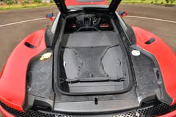 Mclaren Gt Color Red