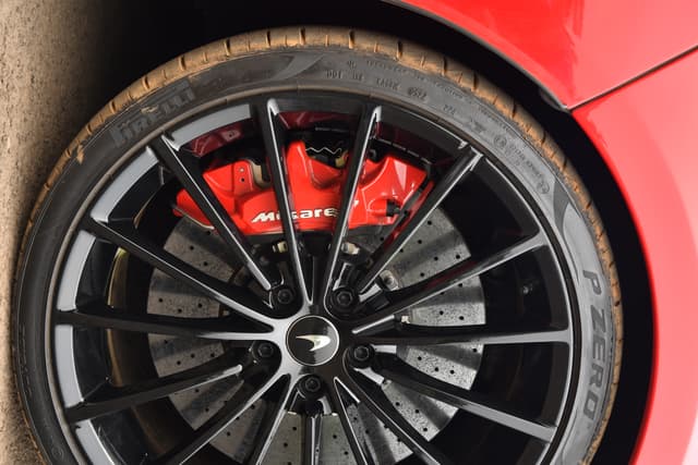 Alloy Wheels Image - 8806